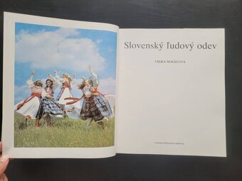 Slovenský ľudový odev Viera Nosáľová - 2