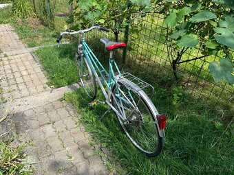 Dámsky bicykel. - 2