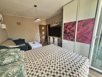 Na predaj tehlový 2 izb byt s garážou a 2x balkón-Bit… - 2