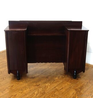 Skrinka pre pánov – holiaca ( 130 ). - 2