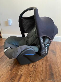 Detská autosedačka -vajičko zn. Maxi Cosi od 0-13kg+ deka - 2