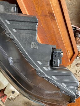 Suzuki vitara svetlomet predny lavy - 2