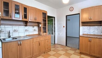 RezervovanéNa predaj 3,5 izbový byt vo vyhľadávanej... - 2