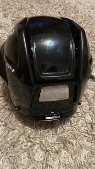 Prilba CCM pre chlapca cca 7 rokov - 2