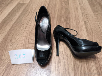 Čierne lodičky s opätkami - 2