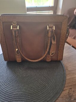 Predam značkovu kabelku - 2