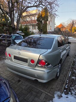 Lexus IS200 / IS300 - 2