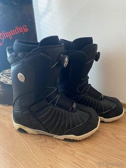 Snowboard s topánkami - 2