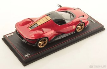 Ferrari Daytona SP3 | MR Collection 1/18 - 2
