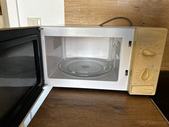 Mikrovlnka - Samsung - 2