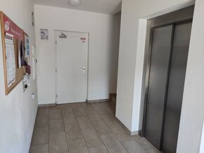 Prenájom 2.izb.byt v Trenčíne s garážou - 2