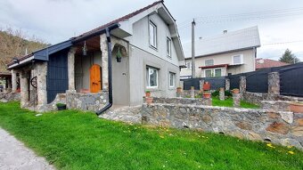 Rodinný dom s pozemkom (1435 m²) na predaj - Slov. Pravno - 2