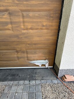 Garažova zateplená brána - 2
