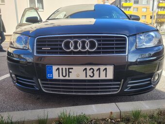 Predám na audi a3 8p kapotu volant a budíky - 2
