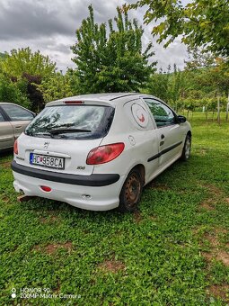 Peugeot 206 1.4 benzín 2005 - 2