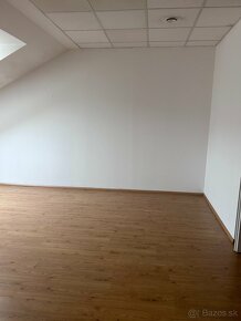PRENÁJOM kancelárie- výmera 40,22 m2 - 2