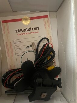 Lcd monitor do auta - 2