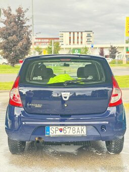 Predam Dacia Sandero 1.4. 55 kw - 2