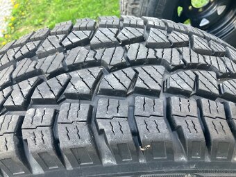 Predám pneu + disky 6x139,7 35x12,5R16 - 2
