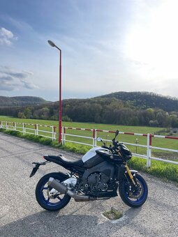 Yamaha mt10 sp - 2