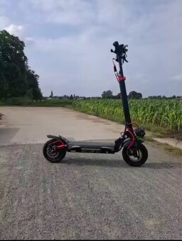 Predám elektrickú kolobežku iScooter ix4 - novú - 2