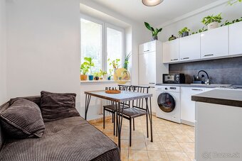 Na Predaj – príjemný 1-izbový, prerobený byt v centre mesta - 2