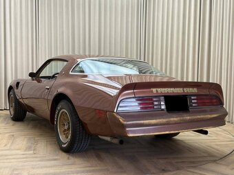 Pontiac Firebird Trans Am T/A 6.6 s V8, rok výroby 1978 - 2