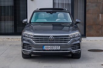 Volkswagen Touareg 3.0 V6 ELEGANCE / ZÁRUKA / AJ NA SPLÁTKY - 2