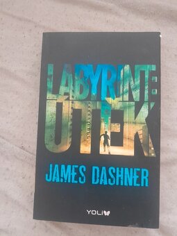 Prvé 3 diely série labyrint James Dashner - 2