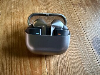 SAMSUNG GALAXY BUDS3 PRO - 2
