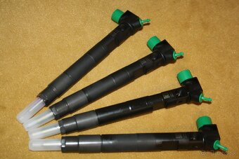 Trysky MERCEDES BENZ 2.2 CDI A6510702887 28348370 - 2