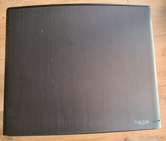 Pc skrinka Fractal - 2