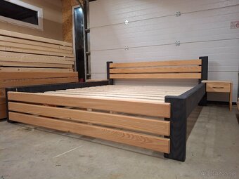 Manželská posteľ- masív - 2