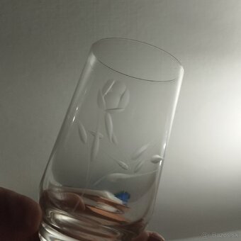 ZADARMO - poháre cca 1 dl 6 ks - 2