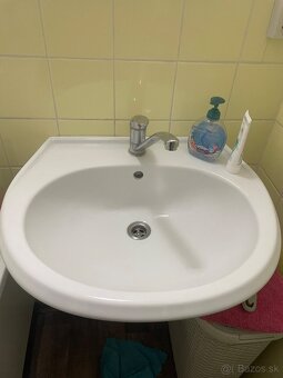 Umyvadlo 50x 60 - 2