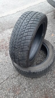 205/55r17 95av Vredestein zimne - 2