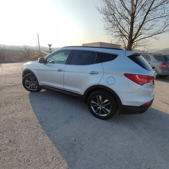 Hyundai Santa Fe 2.2 CRDI 4x4 - 2