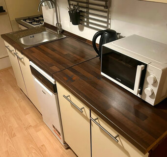 Prenájom 2 izbový byt v centre Nitry - 2