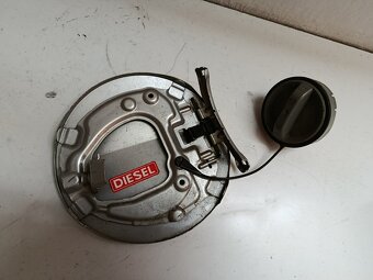 dvierka nadrze toyota corolla verso 20€ - 2