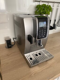 Automatický kávovar DeLonghi Dinamica ECAM 350.75.S - 2