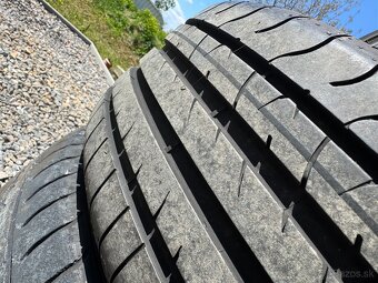 215/50R17 - 2
