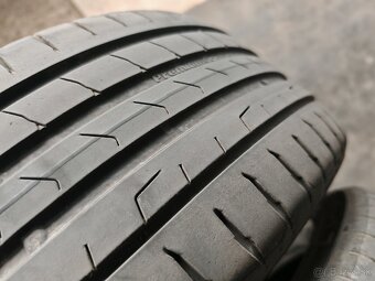 225/45-R17 - 2