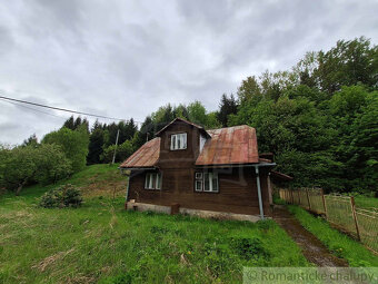 Drevenica s murovanou prístavbou priamo pod lesom, Veľké R - 2