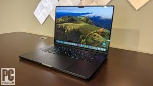 MacBook Pro 16" Apple M3 Pro 12C CPU 18C GPU 18GB 512GB Koz - 2