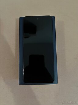 Motorola Moto G22 64GB Black - 2