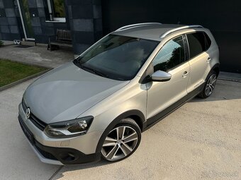 Volkswagen Polo CROSS 1.6TDI - 2
