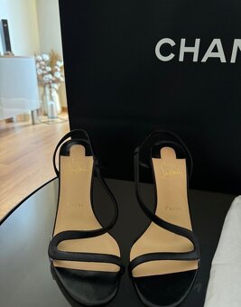 CHRISTIAN LOUBOUTIN - podpatky - - 2
