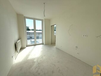 NOVÝ 1 - IZB. BYT s BALKÓNOM, PARKING, SENICA, SADOVÁ UL. - 2