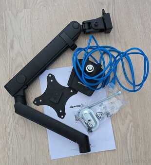Držiak na monitor AlzaErgo Arm S65B Essential USB - 2