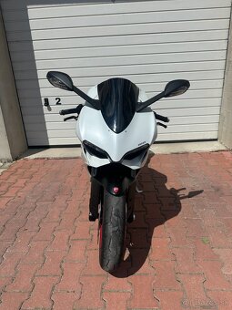 Ducati Panigale 899 - 2